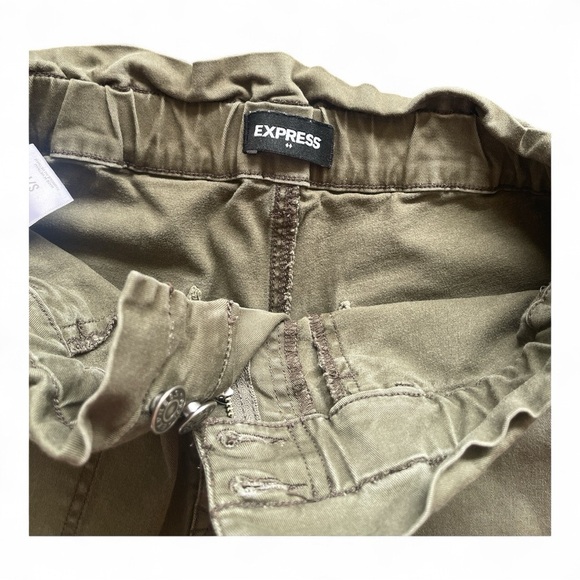 Express Olive High-Waisted Shorts - Picture 3 of 6